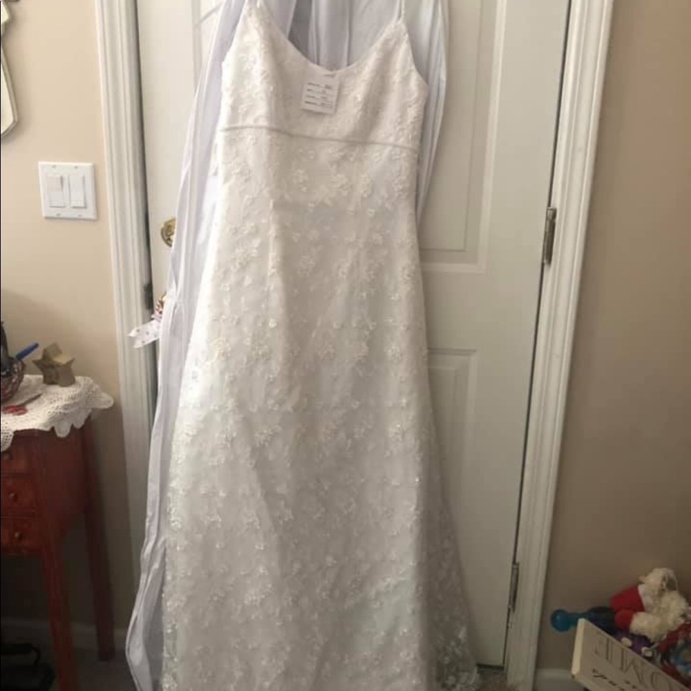 Wedding dress